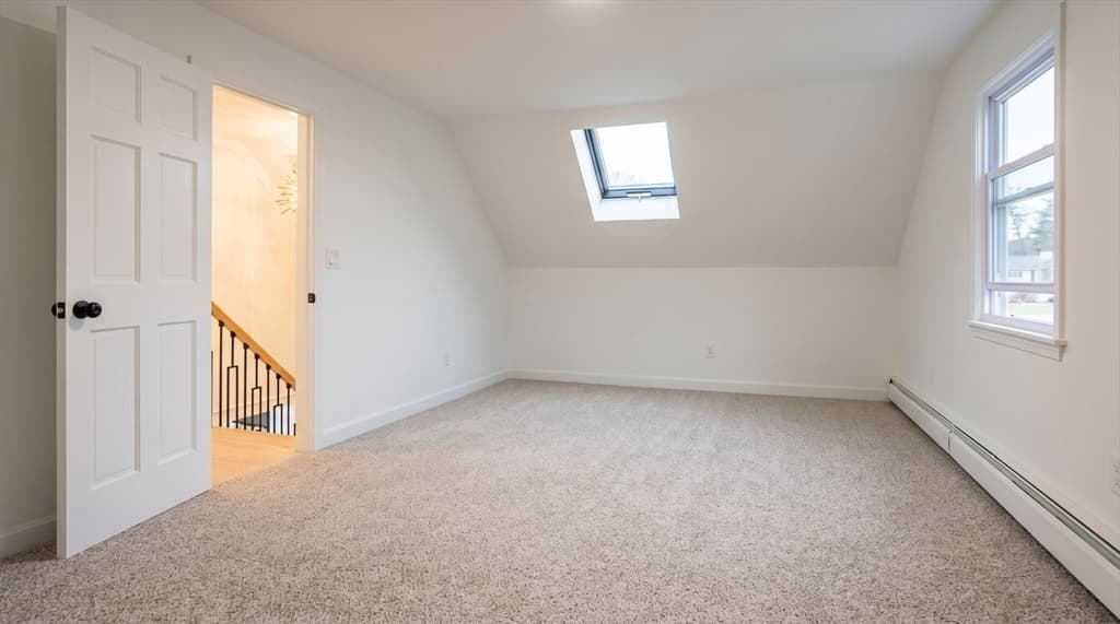 664 Norman St, Fall River MA 02721 photo 12