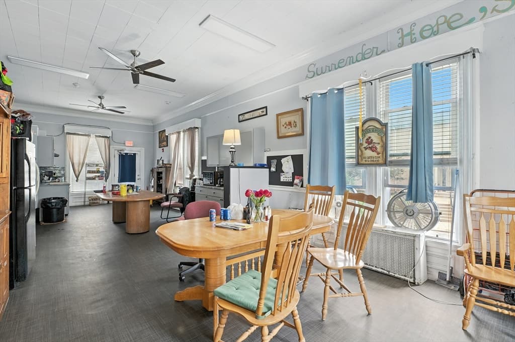 121 N Common, Lynn MA 01902 photo 2