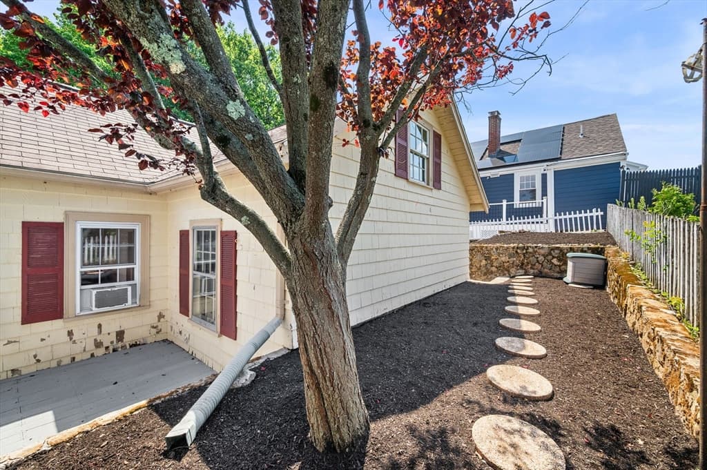 1 Douglass St, Lynn MA 01904 photo 40
