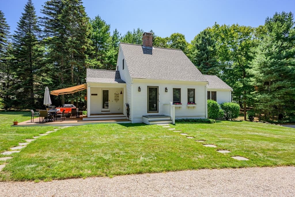 78 High Street, Barnstable MA 02635