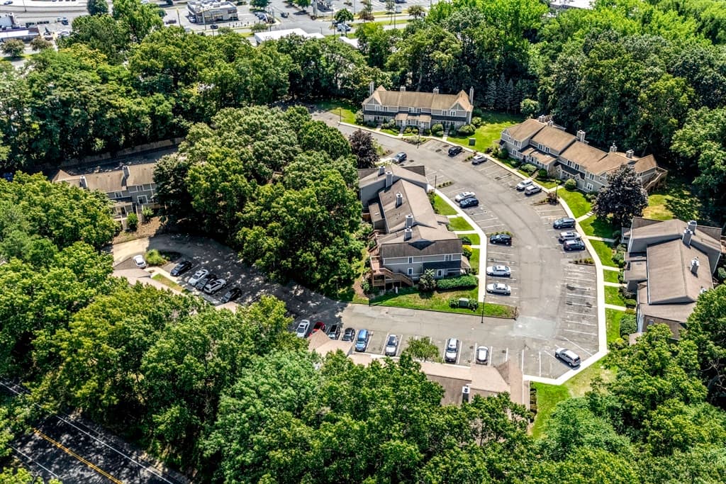 61 Abbey Memorial Dr # 108, Chicopee MA 01020 photo 36