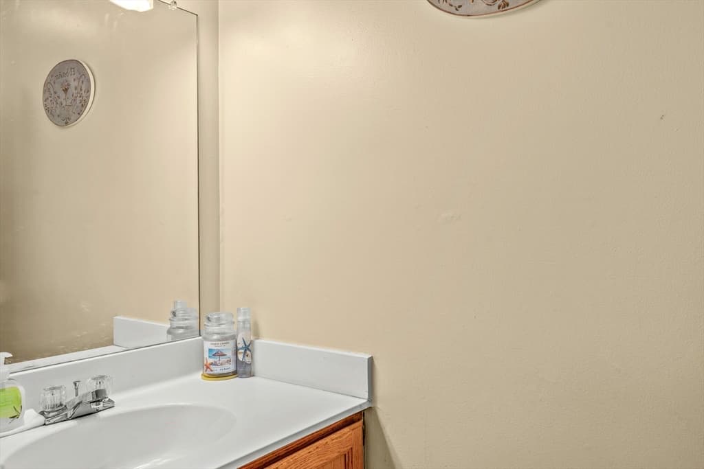 61 Abbey Memorial Dr # 108, Chicopee MA 01020 photo 19