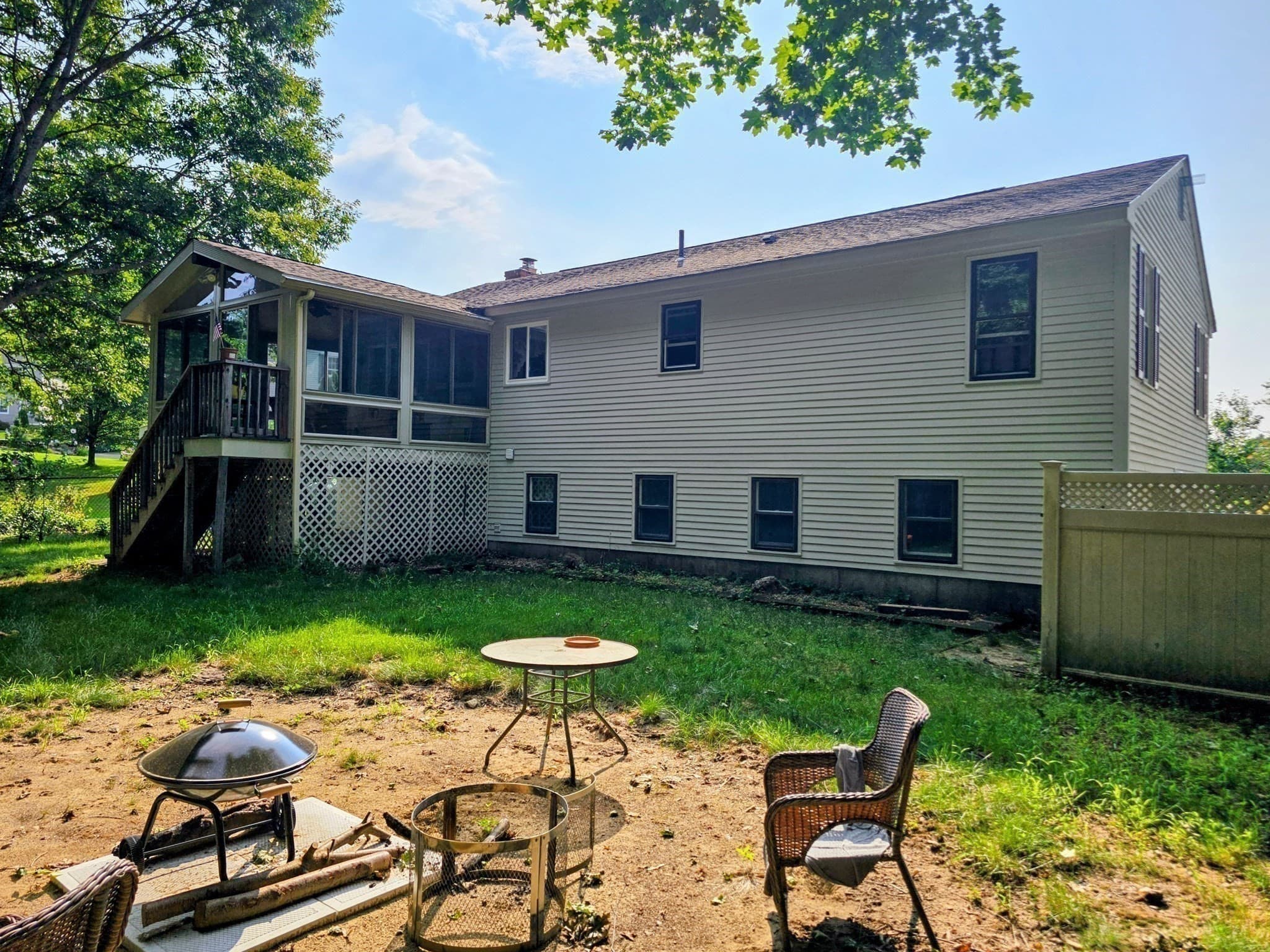 Single Family Residence at 4 Sycamore Dr, Rutland MA 01543, Rutland, photo 6 of 27
