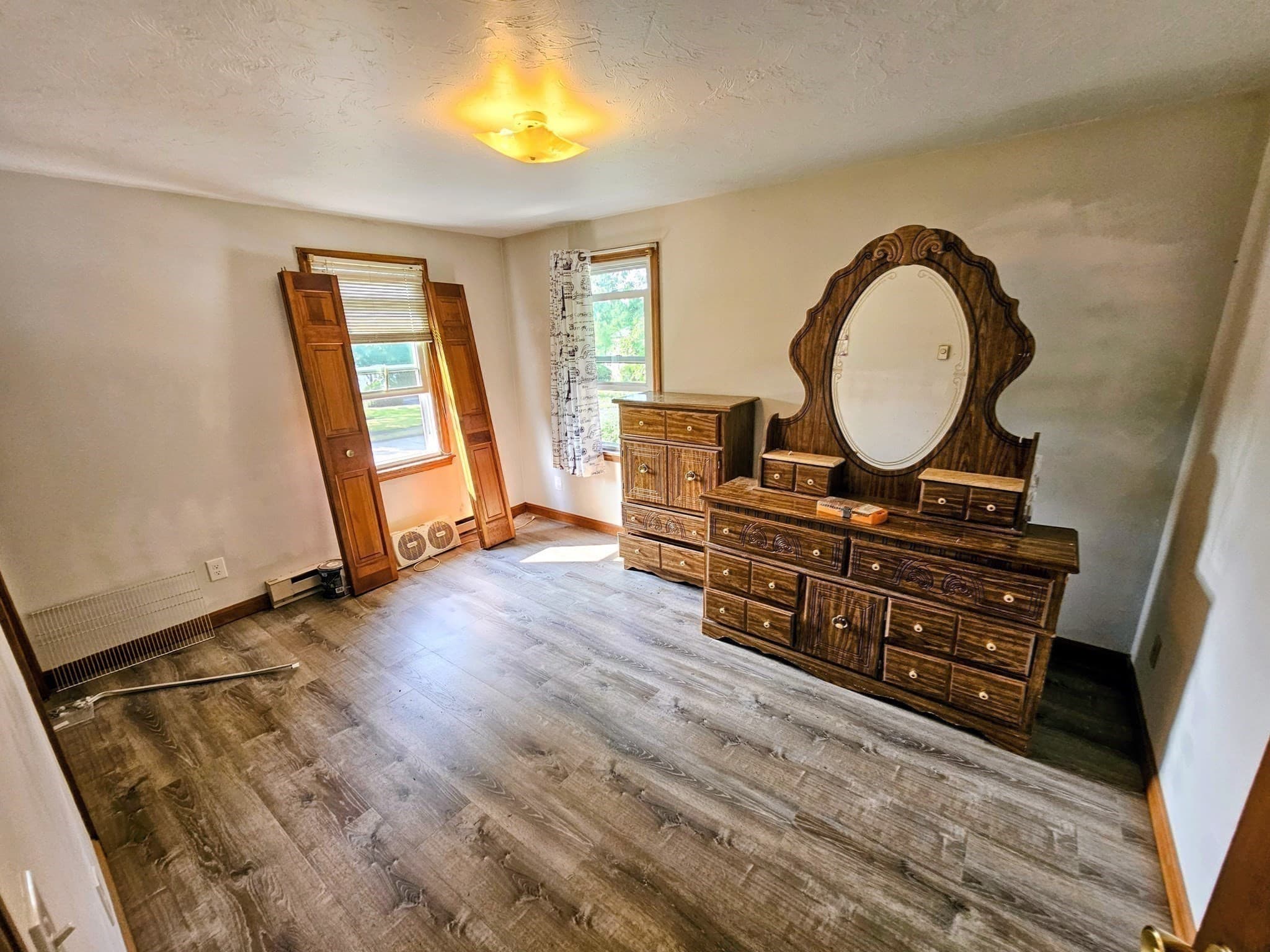 Single Family Residence at 4 Sycamore Dr, Rutland MA 01543, Rutland, photo 24 of 27