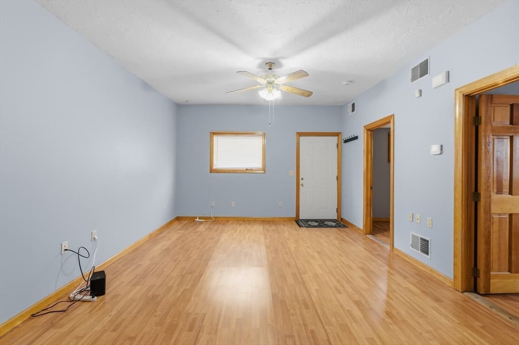 96 Locust St, New Bedford MA 02740 photo 7