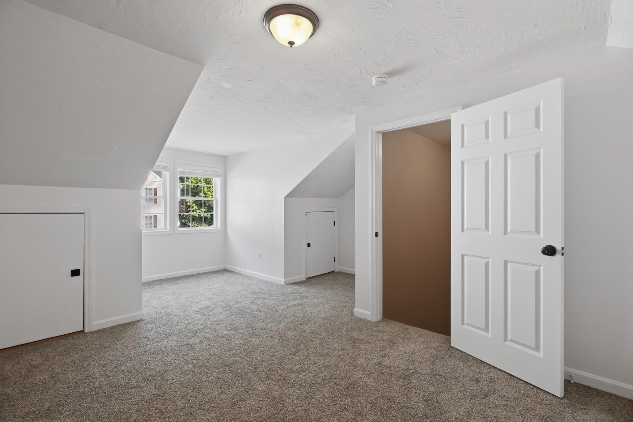 Condominium at 37 West Meadow Estates Drive # 37, Townsend MA 01474, Townsend, photo 25 of 33