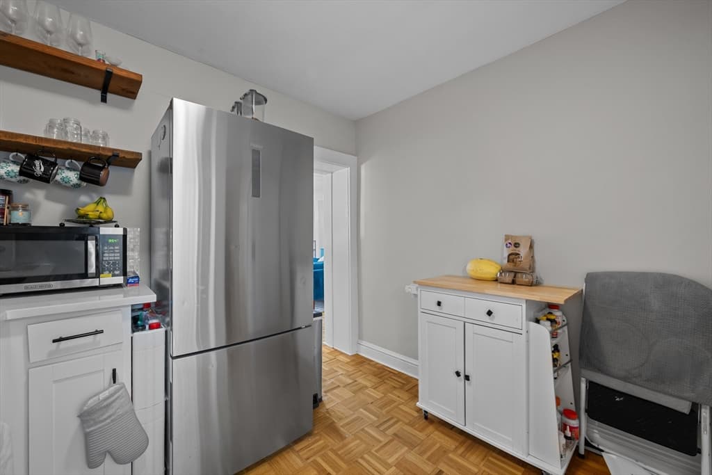 36 Elm St # B, Worcester MA 01609 photo 11
