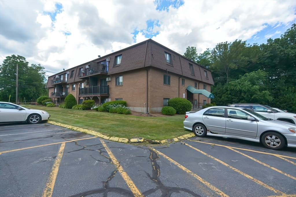800 County St # 3A, Taunton MA 02780 photo 3