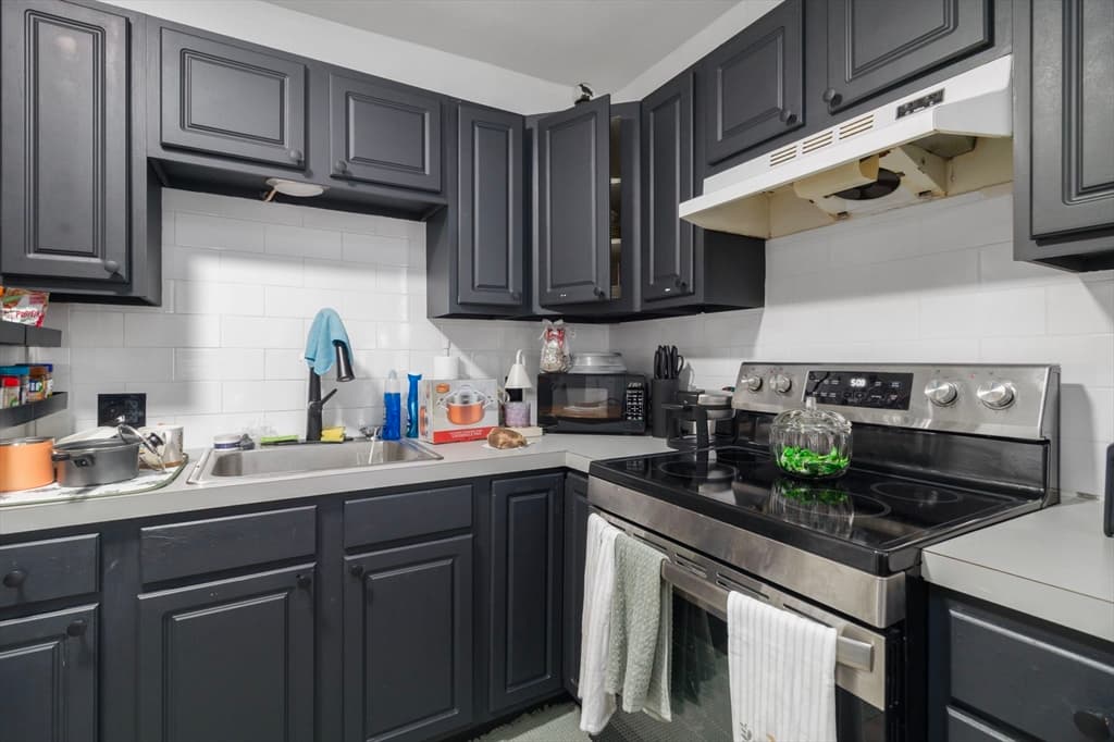 681 Providence St, West Warwick RI 02893 photo 13