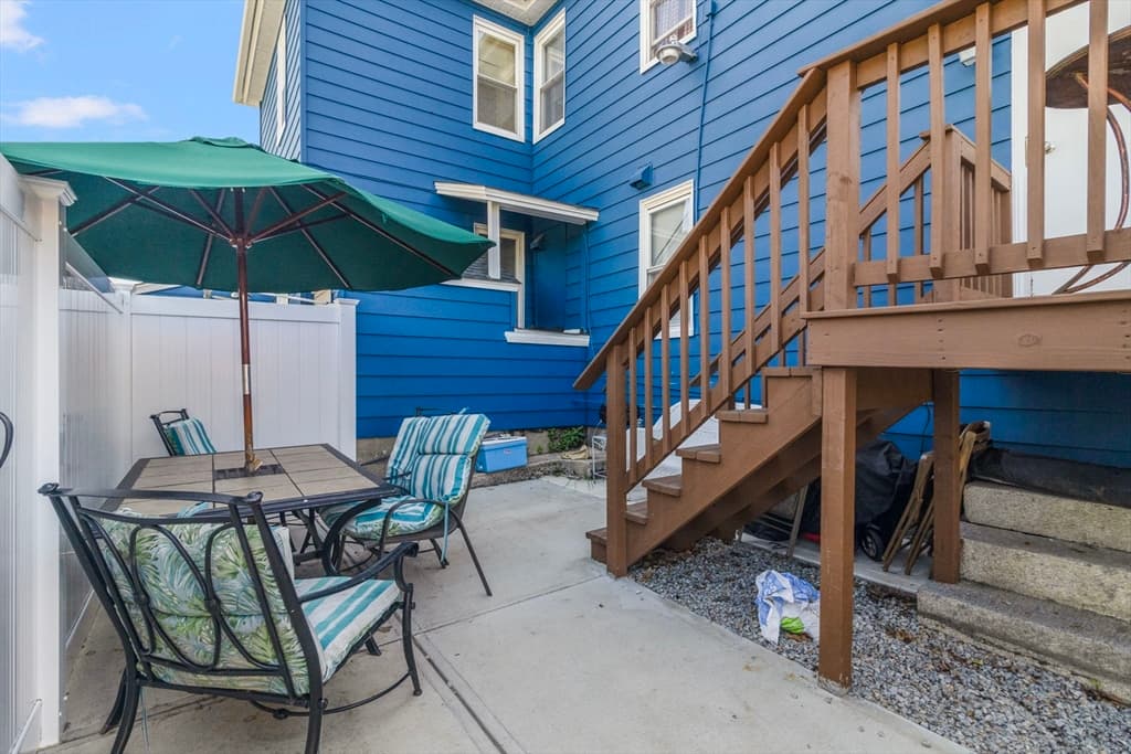 681 Providence St, West Warwick RI 02893 photo 37