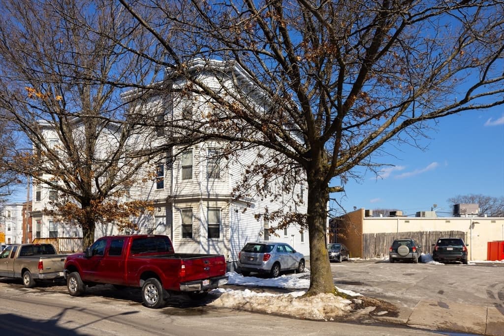 183-185 Chestnut Street, Lynn MA 01902 photo 2