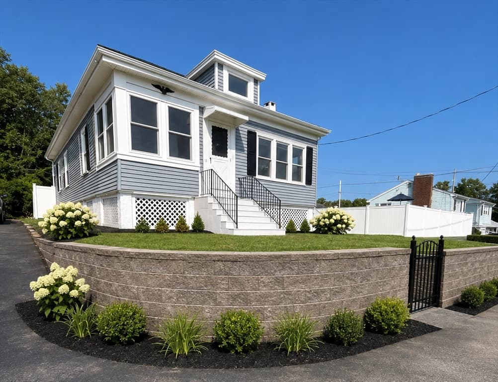 12 Roosevelt Ave, North Attleboro MA 02760 photo 3