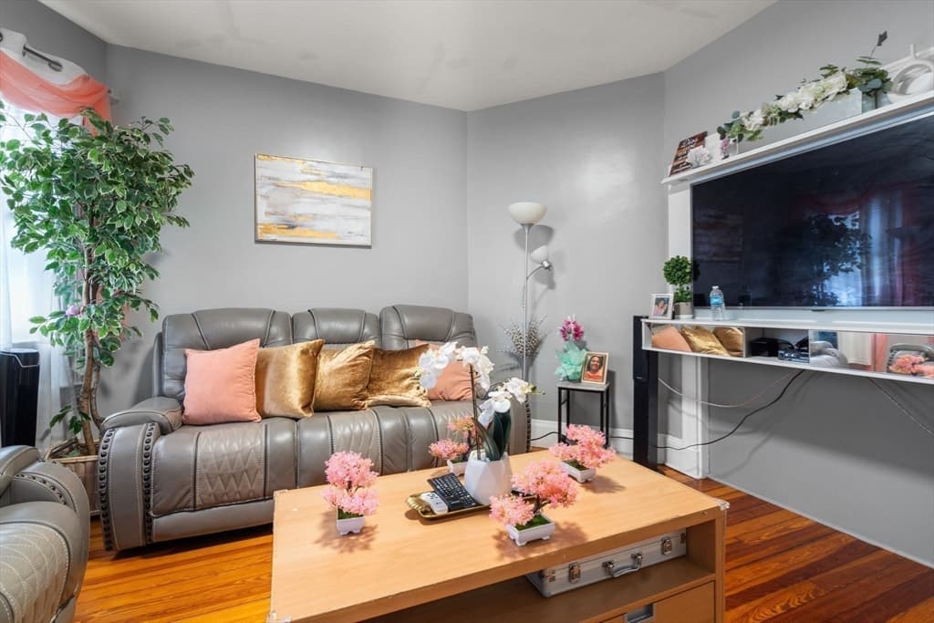 12 Dalrymple Street, Boston MA 02130 photo 5