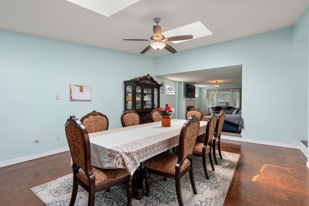 423 Tiffany St, Springfield MA 01108 photo 12