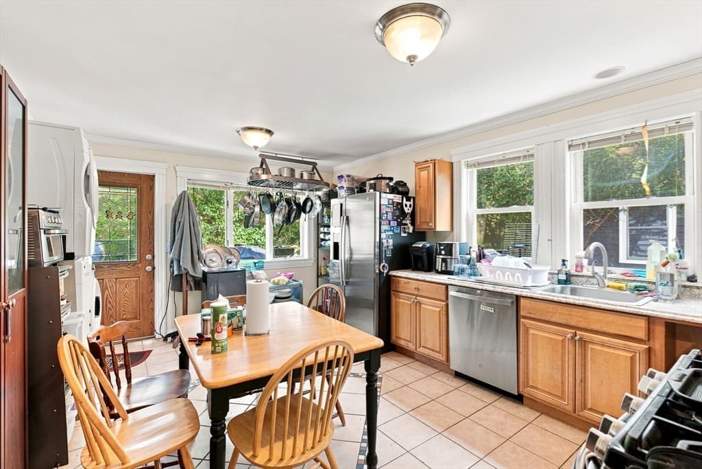 118 Auburn Street, Medford MA 02155 photo 7