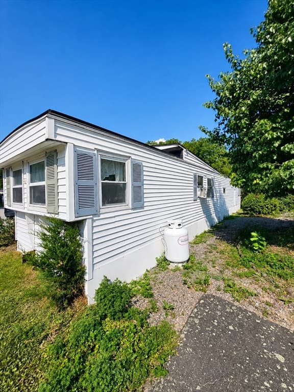 39 Melody Dr, Plainville MA 02762 photo 5