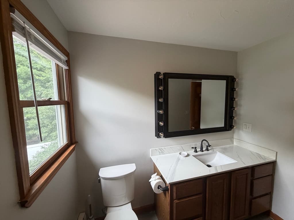 69 White Pond Rd, Hudson MA 01749 photo 21