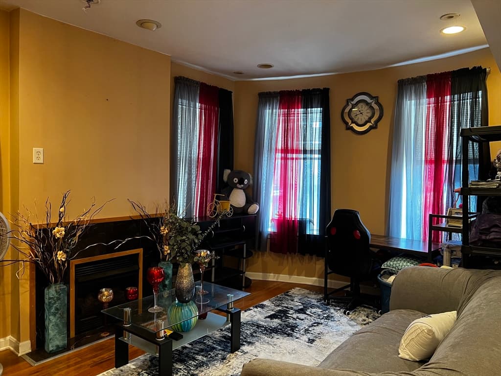 257 Pleasant St # 4, Worcester MA 01609 photo 9