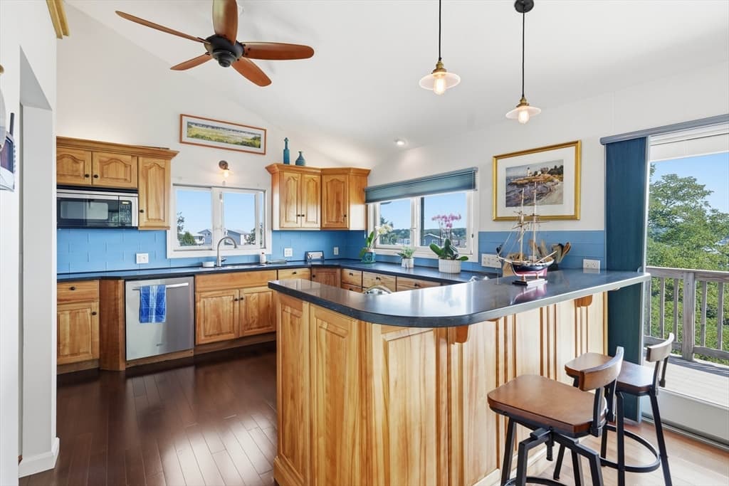 2 Dune Circle, Gloucester MA 01930 photo 5