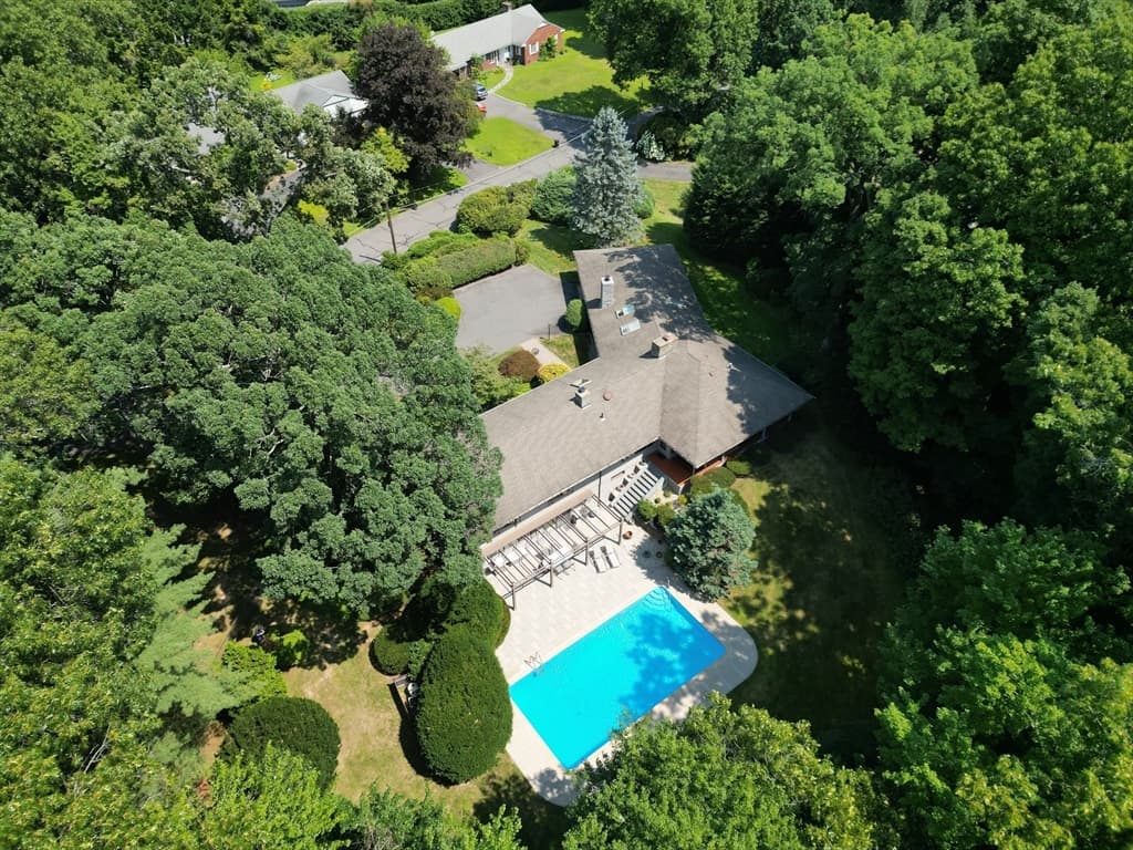 200 Crestview Circle, Longmeadow MA 01106 photo 35