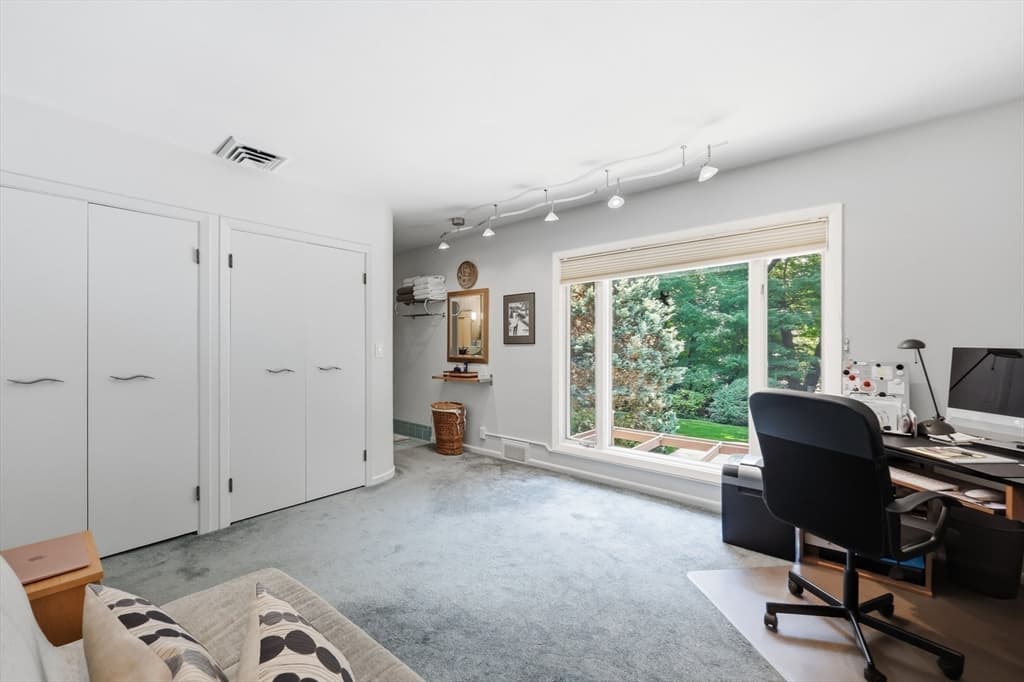 200 Crestview Circle, Longmeadow MA 01106 photo 21