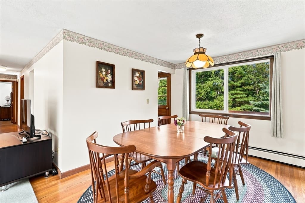 19 Mcintosh Rd, Chelmsford MA 01824 photo 8
