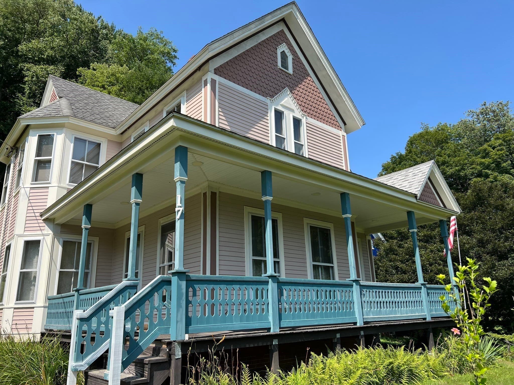 17 Blandford Hill Rd, Huntington MA 01050