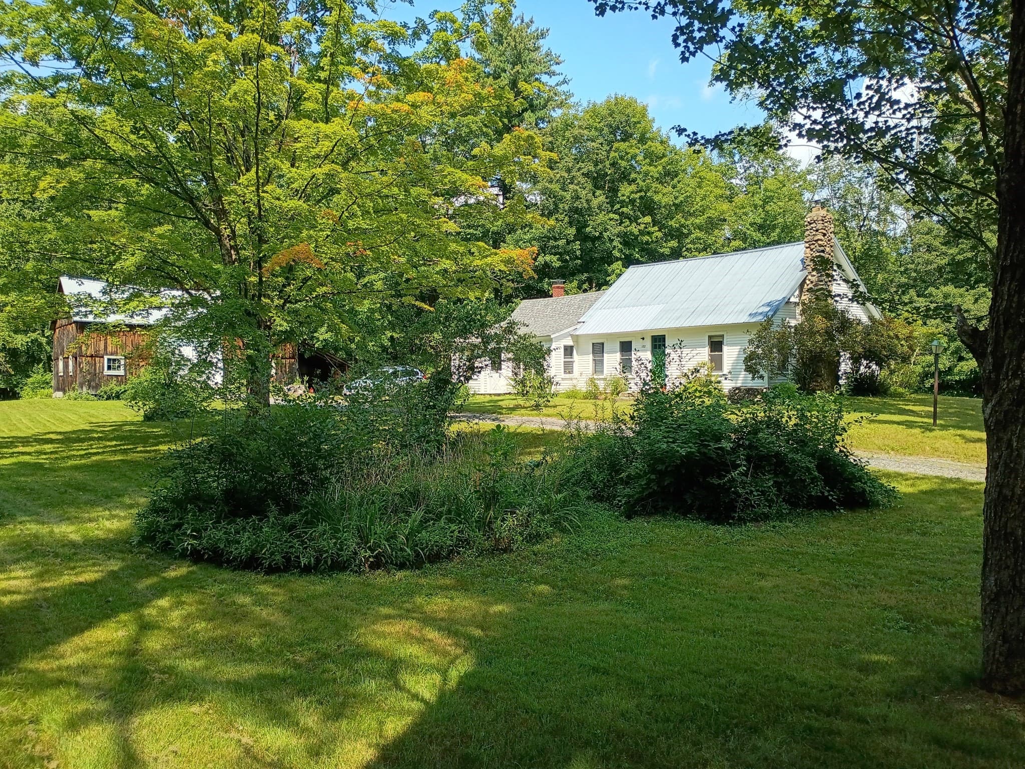 182 Neilson Rd, New Salem MA 01833