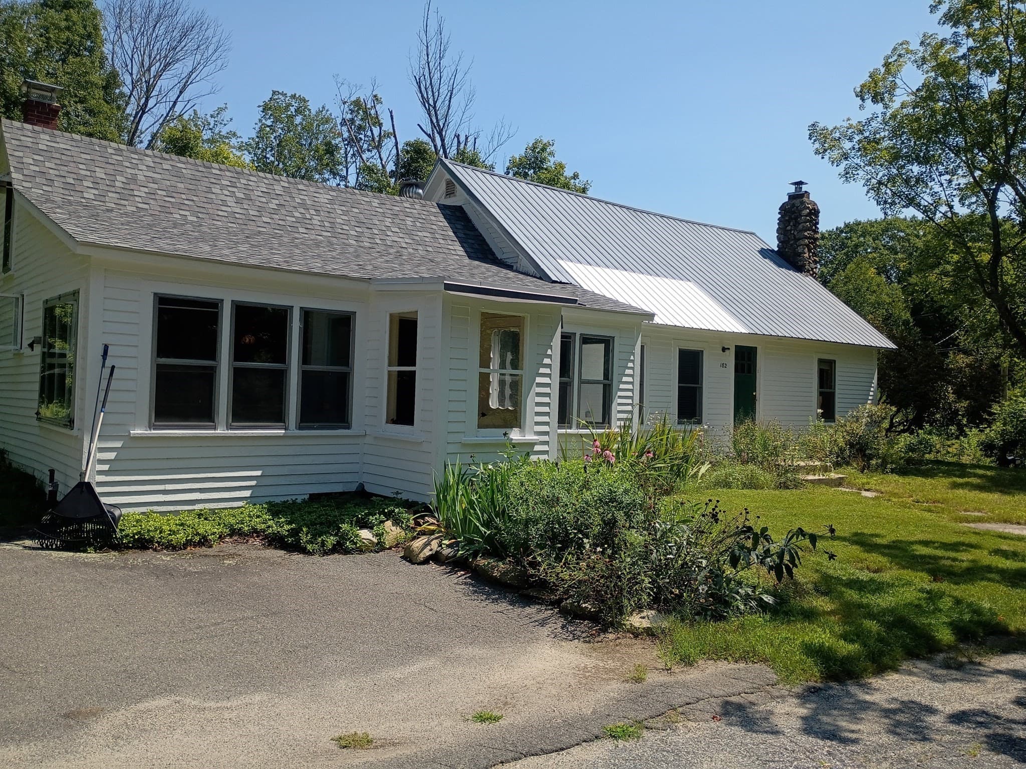 Single Family Residence at 182 Neilson Rd, New Salem MA 01833, photo 8 of 9