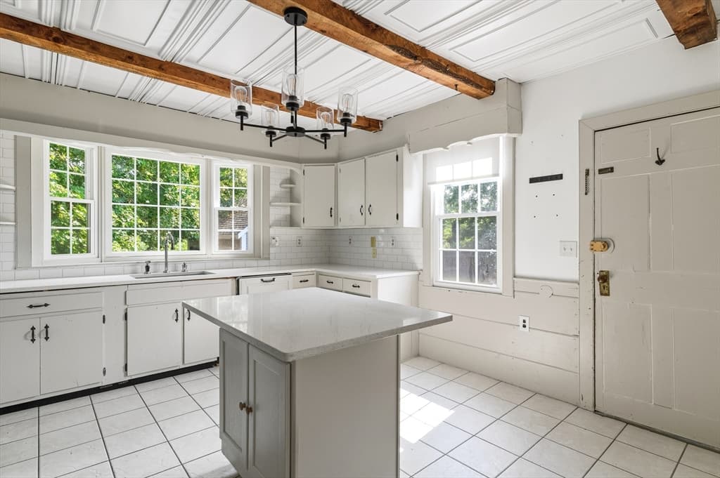 69 Main St, Kingston MA 02364 photo 6