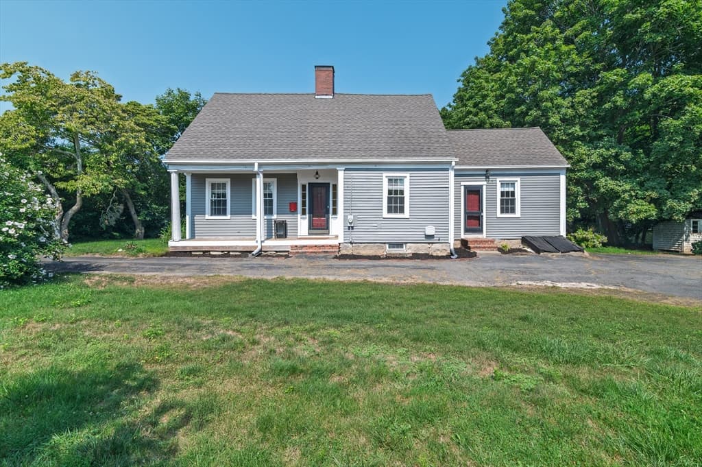 69 Main St, Kingston MA 02364