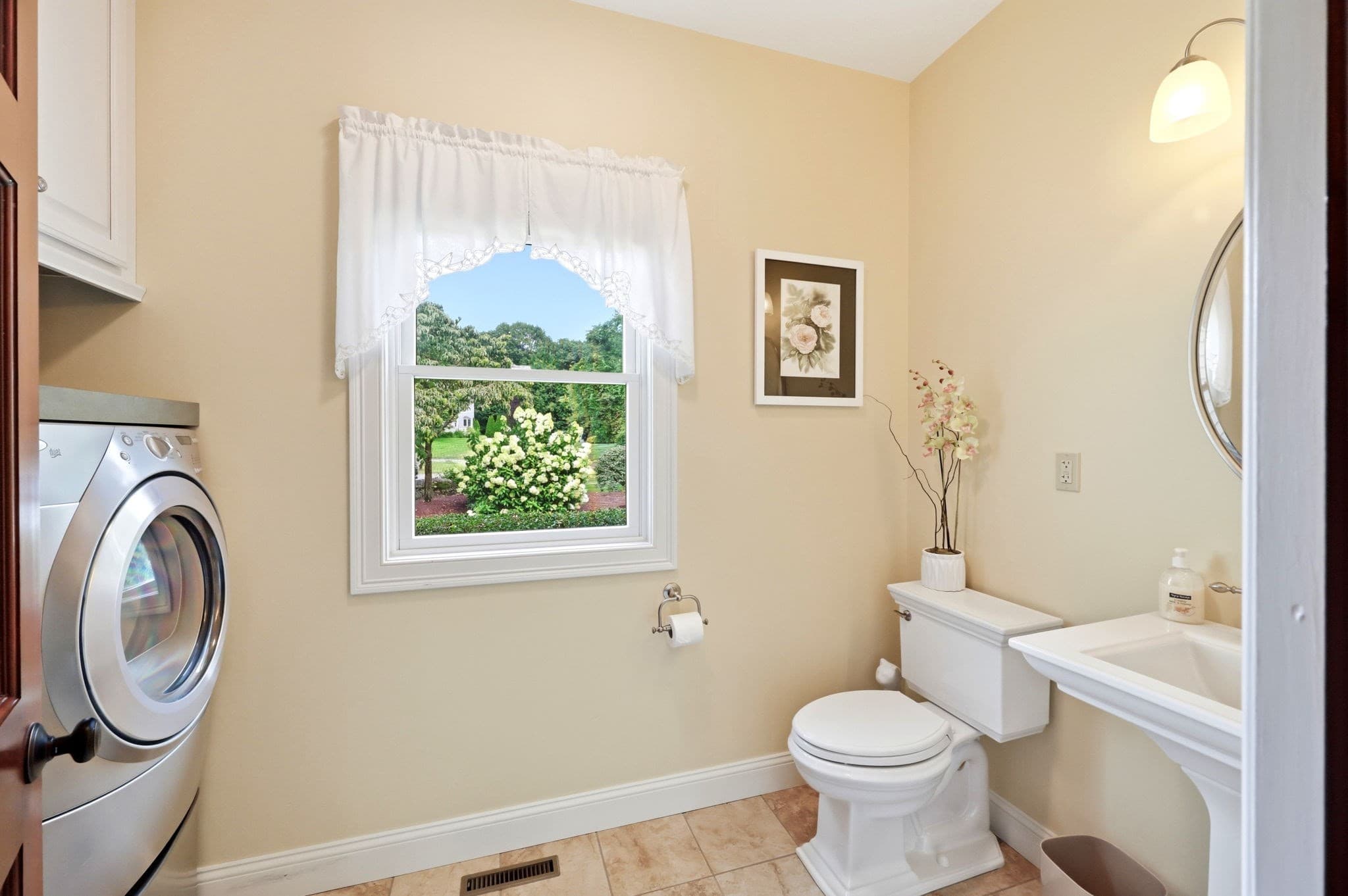 Single Family Residence at 36 Mineral Spring Ave, Ludlow MA 01056, photo 10 of 42