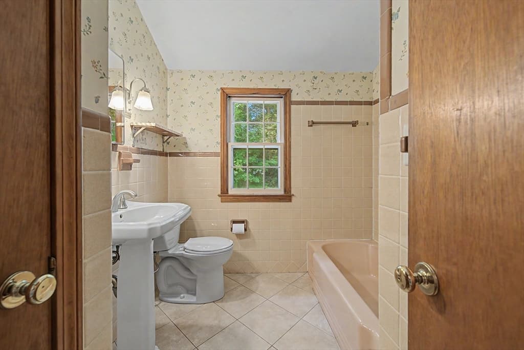 10 Raymond Dr, Wilbraham MA 01095 photo 22