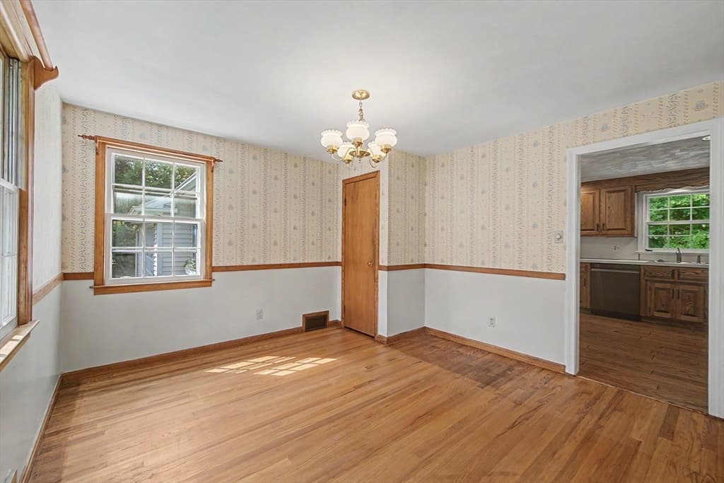 10 Raymond Dr, Wilbraham MA 01095 photo 10