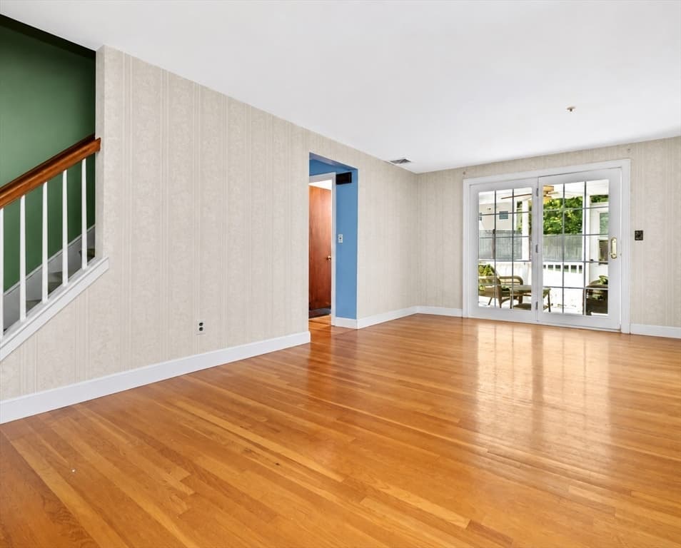 37 Nahanton Ave, Milton MA 02186 photo 12