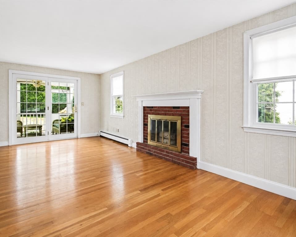 37 Nahanton Ave, Milton MA 02186 photo 5