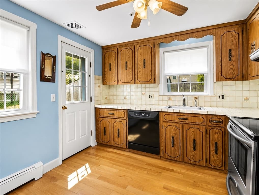 37 Nahanton Ave, Milton MA 02186 photo 8