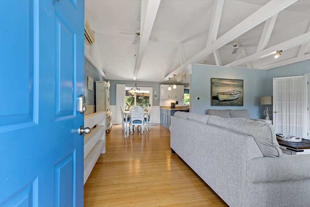 3 Mcnamara Ave, Yarmouth MA 02673 photo 4