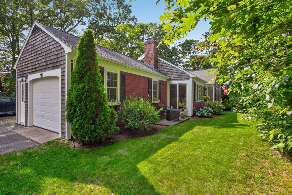 7 Bent Bluff Ln, Yarmouth MA 02675 photo 3