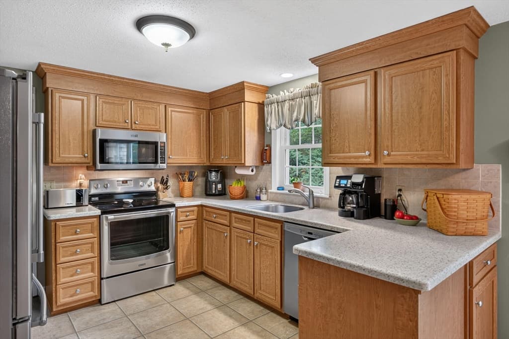 7 Bent Bluff Ln, Yarmouth MA 02675 photo 20