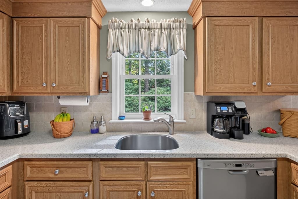 7 Bent Bluff Ln, Yarmouth MA 02675 photo 21