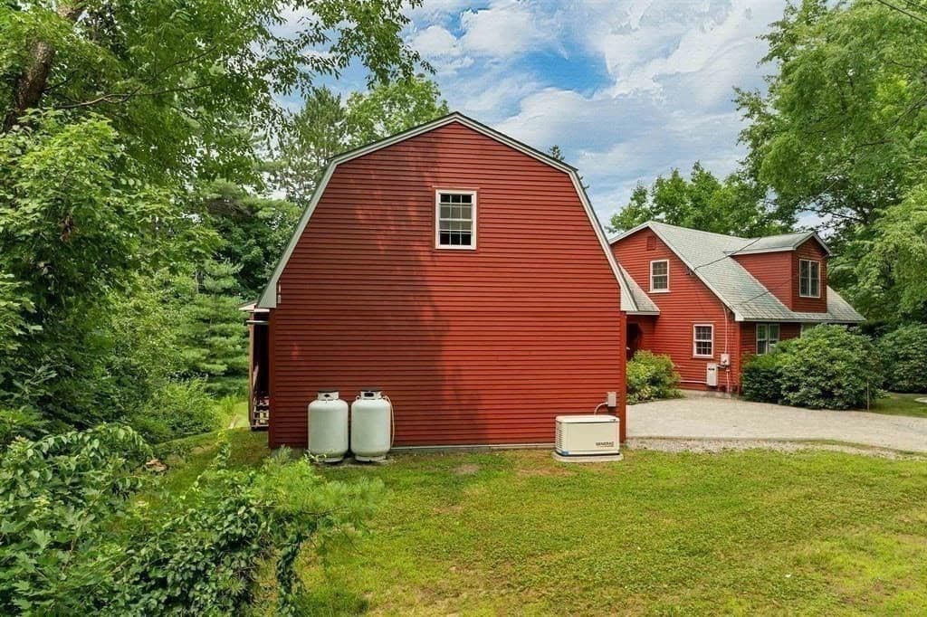 4 Highland Ave, Goffstown NH 03045 photo 36