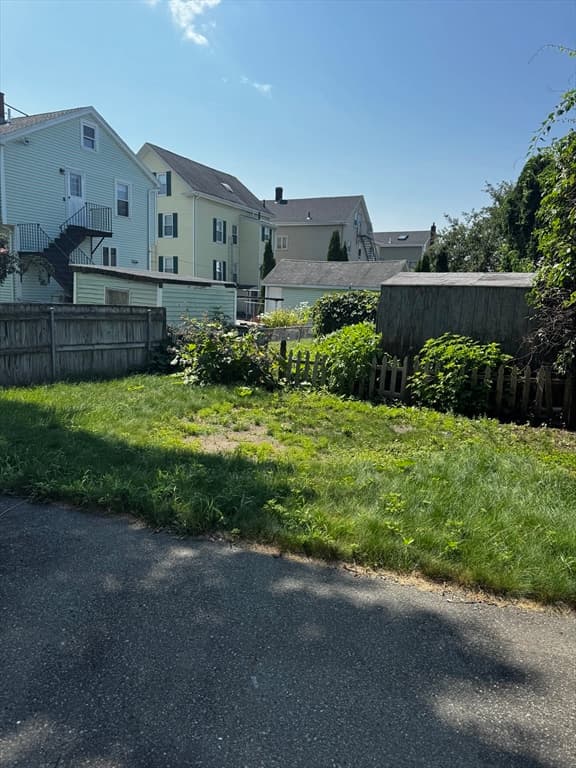 55 Harris St, Peabody MA 01960 photo 23