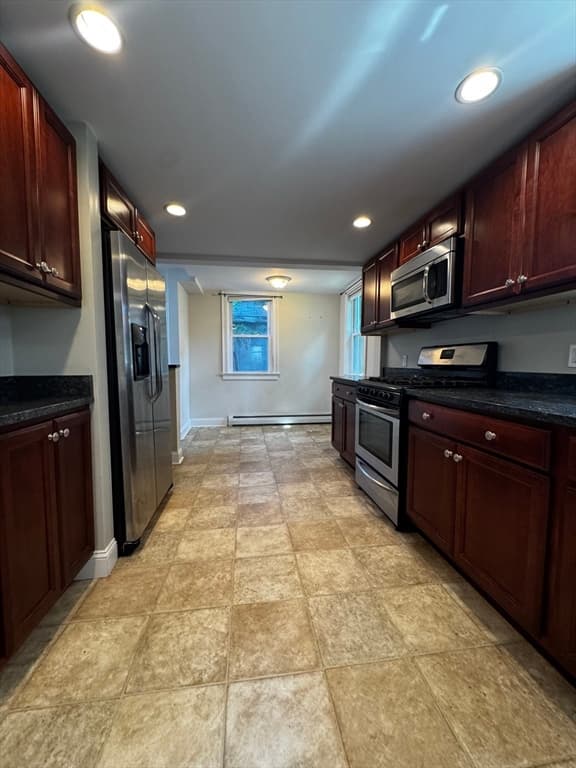 55 Harris St, Peabody MA 01960 photo 9