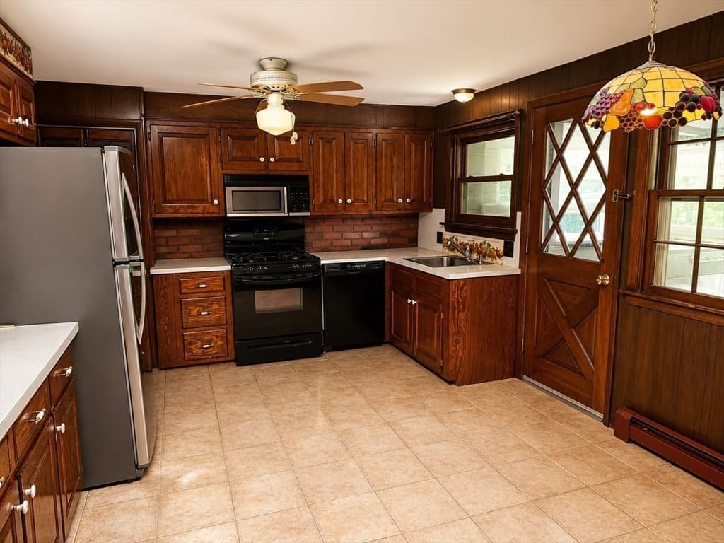 7 Fred Street, Burlington MA 01803 photo 7