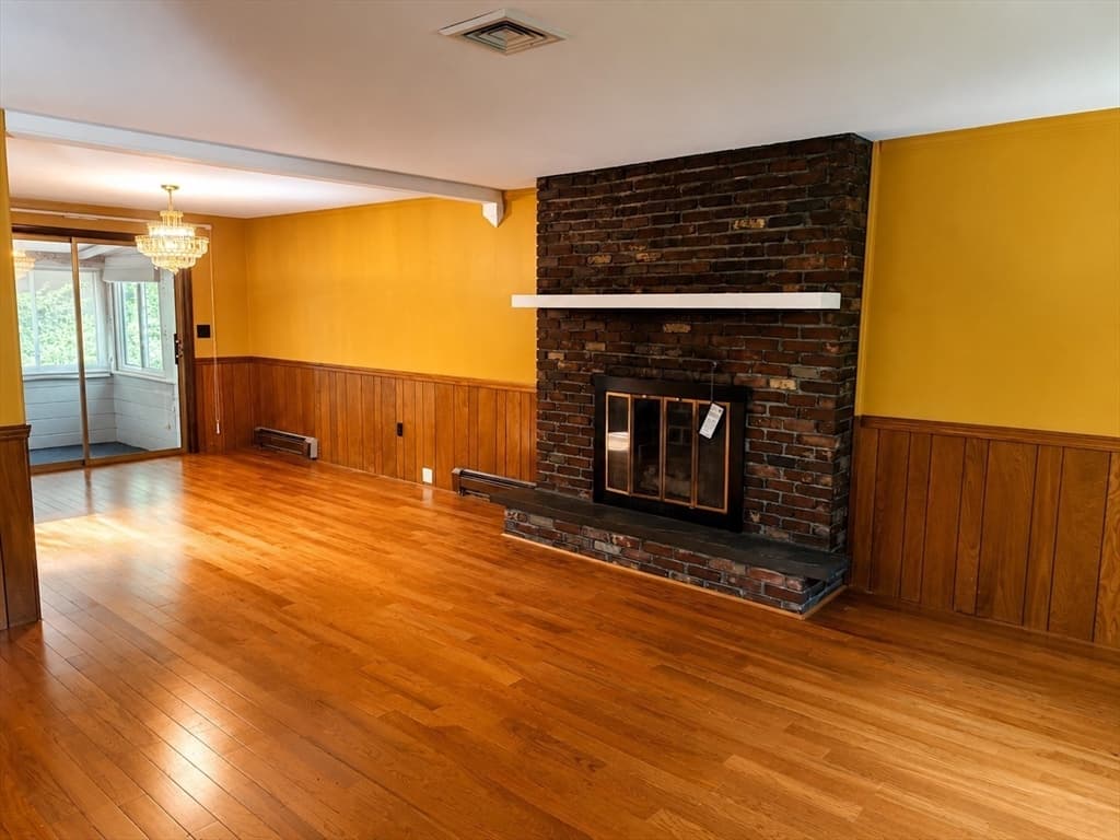 7 Fred Street, Burlington MA 01803 photo 4