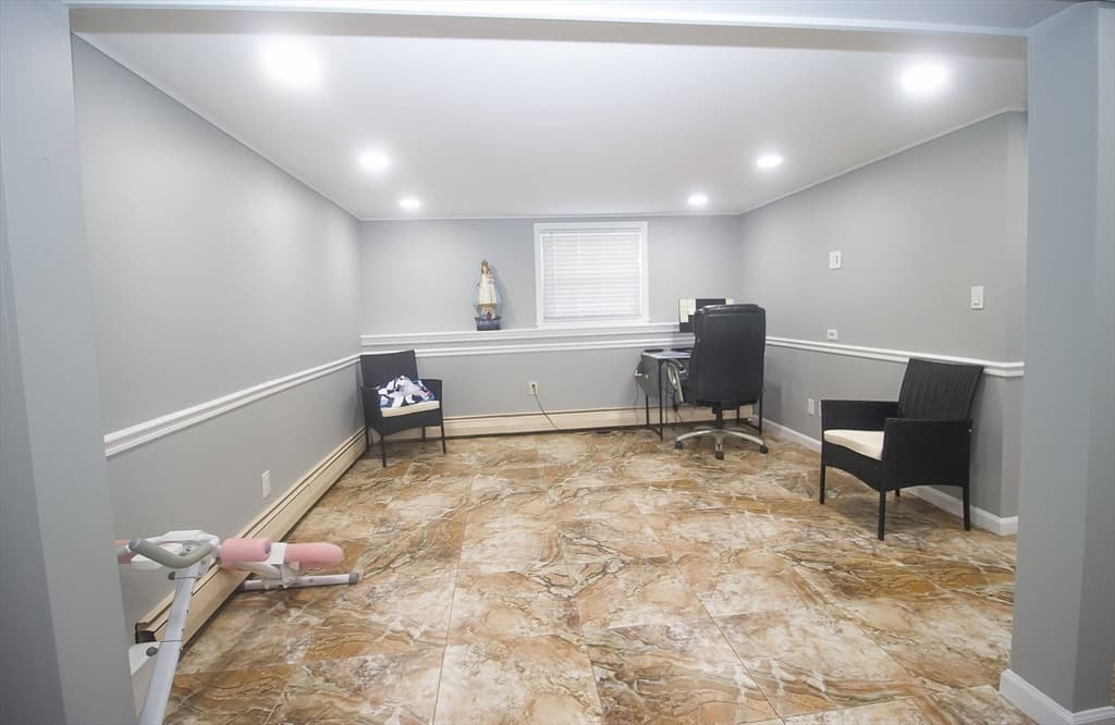 29 Rockland Cir, Brockton MA 02301 photo 12