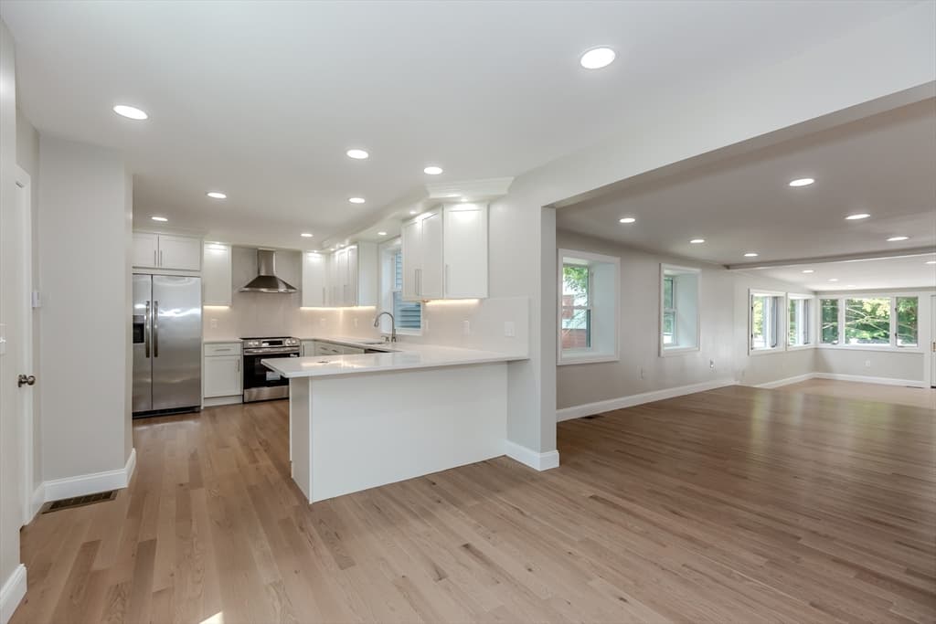 1855 Old Louisquissett Pike, Lincoln RI 02865 photo 7