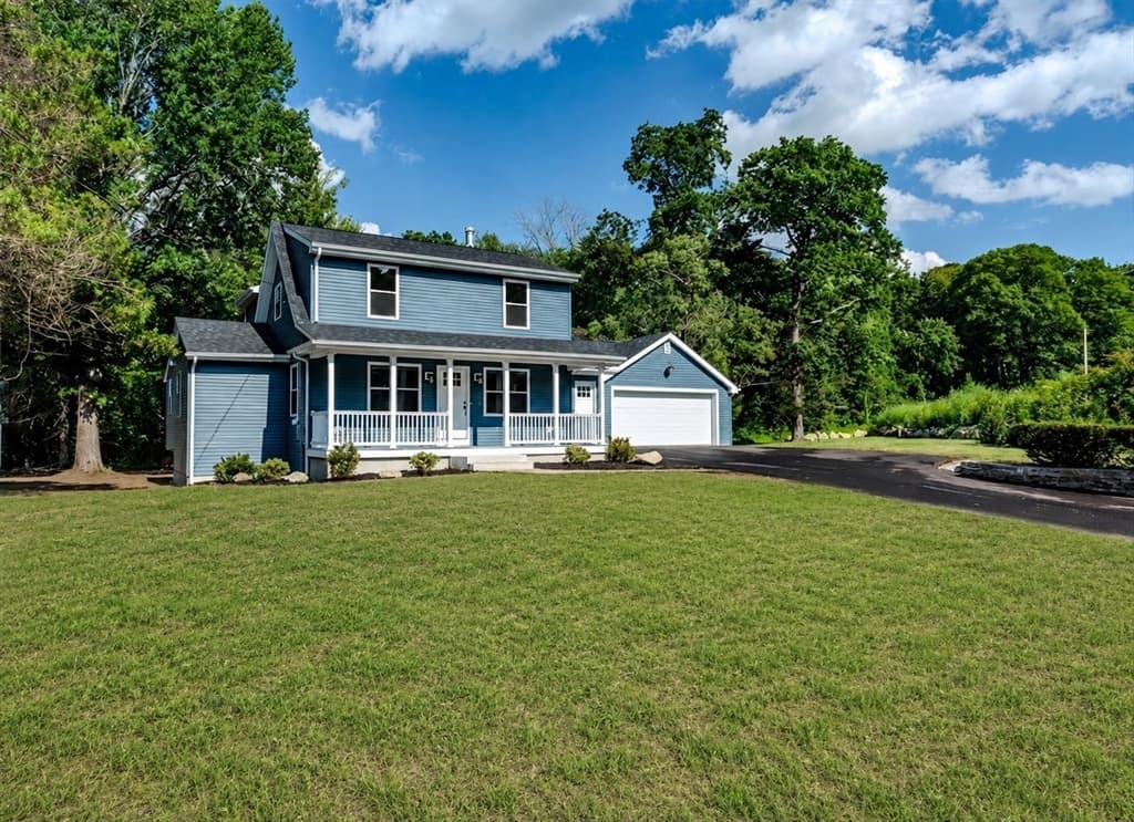 1855 Old Louisquissett Pike, Lincoln RI 02865