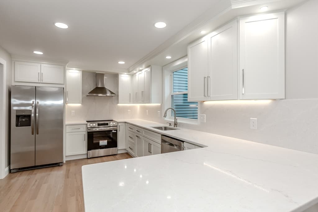 1855 Old Louisquissett Pike, Lincoln RI 02865 photo 4
